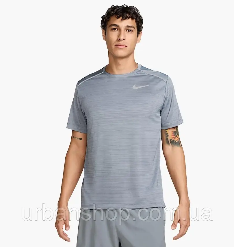 Urbanshop com ua Футболка чоловіча Nike Df Miler Ss Grey FZ4782-065 РОЗМІРИ ЗАПИТУЙТЕ