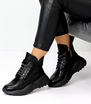 Черевики жіночі демісезонні 8 пар у ящику чорного кольору 36-41