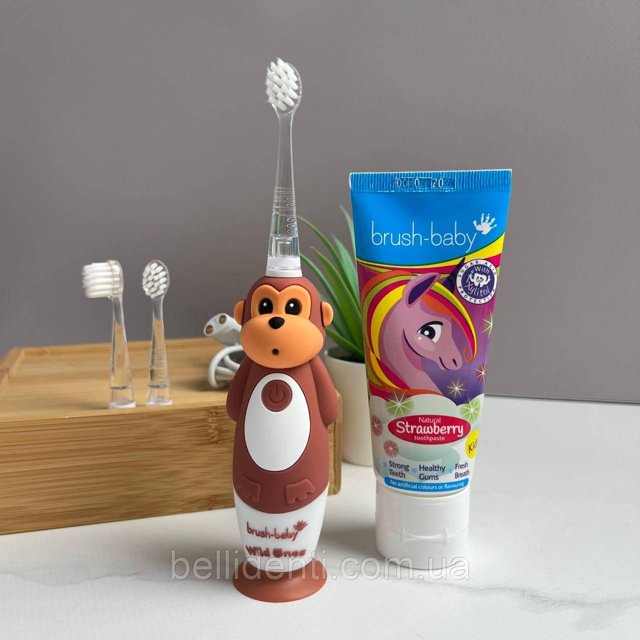 Набір від 3 до 10 років (щітка Brush Baby WildOnes Sonic, мавпочка паста Brush-Baby 50 мл, єдиноріжка)