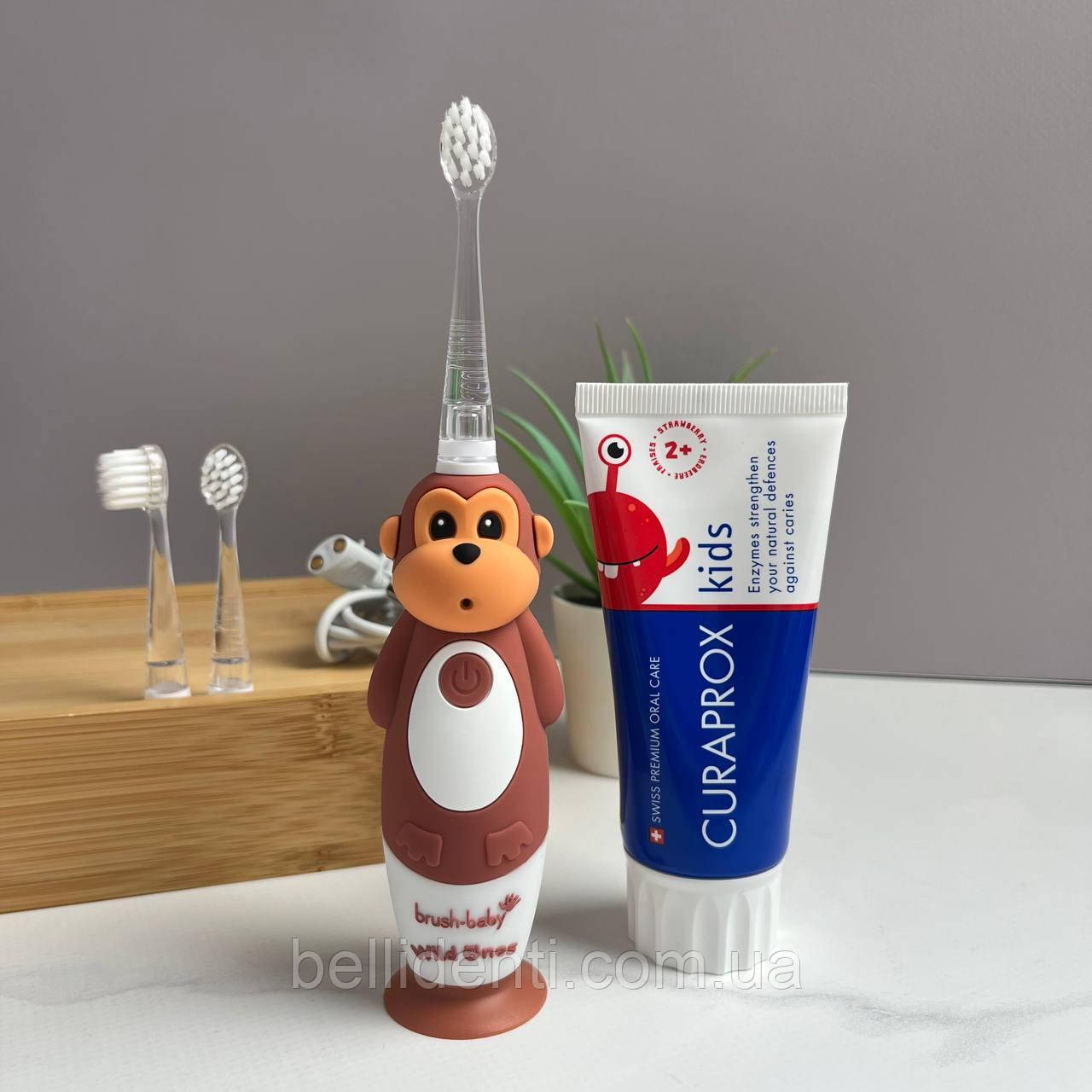 Набір Brush-Baby WildOnes Sonic Curaprox від 2 до 6 років (щітка мавпочка Mya + паста 60 мл з фтором)