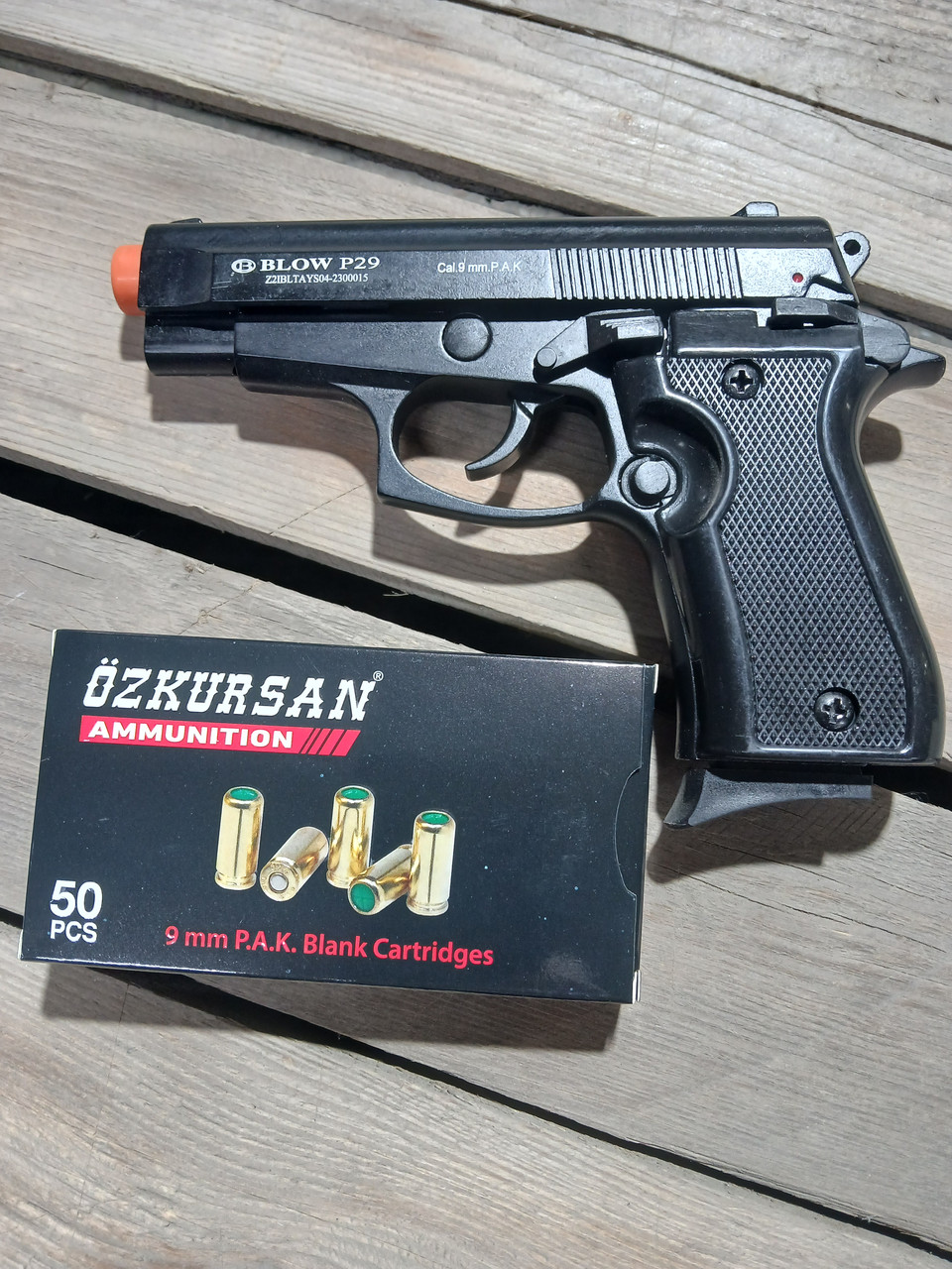 Стартовий пістолет Blow P 29 9 мм (чорний) + 50 патронів Kaiser або Ozkursan, фото 1