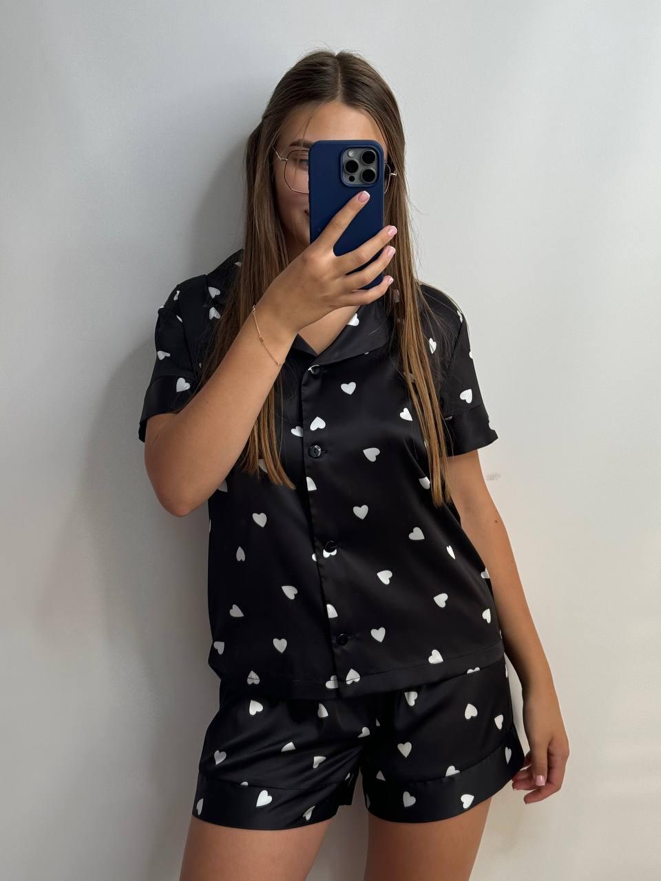 Піжама жіноча ШОВК сорочка+шорти ЧОРНА В БІЛІ СЕРЦЯ 052/21, фото 1