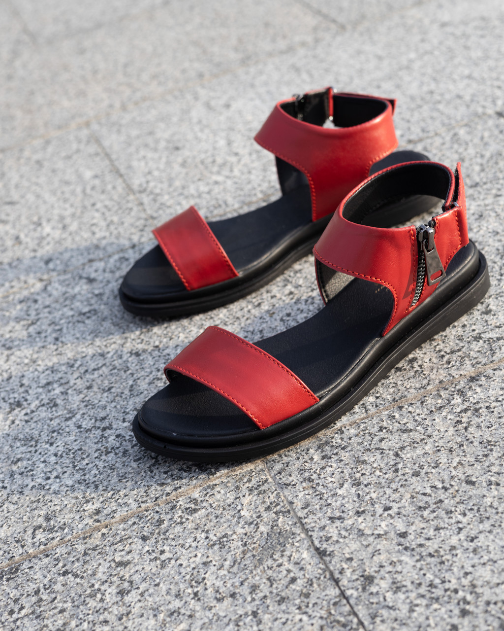 Жіночі босоніжки на липучці червоні 36 р-р, фото 1