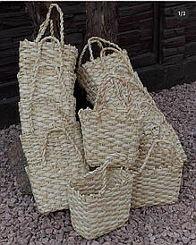 Маленькі плетені сумочки для композицій з квітами