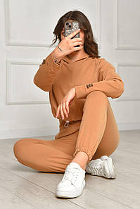 Спортивний костюм жіночий бежевого кольору 204513P