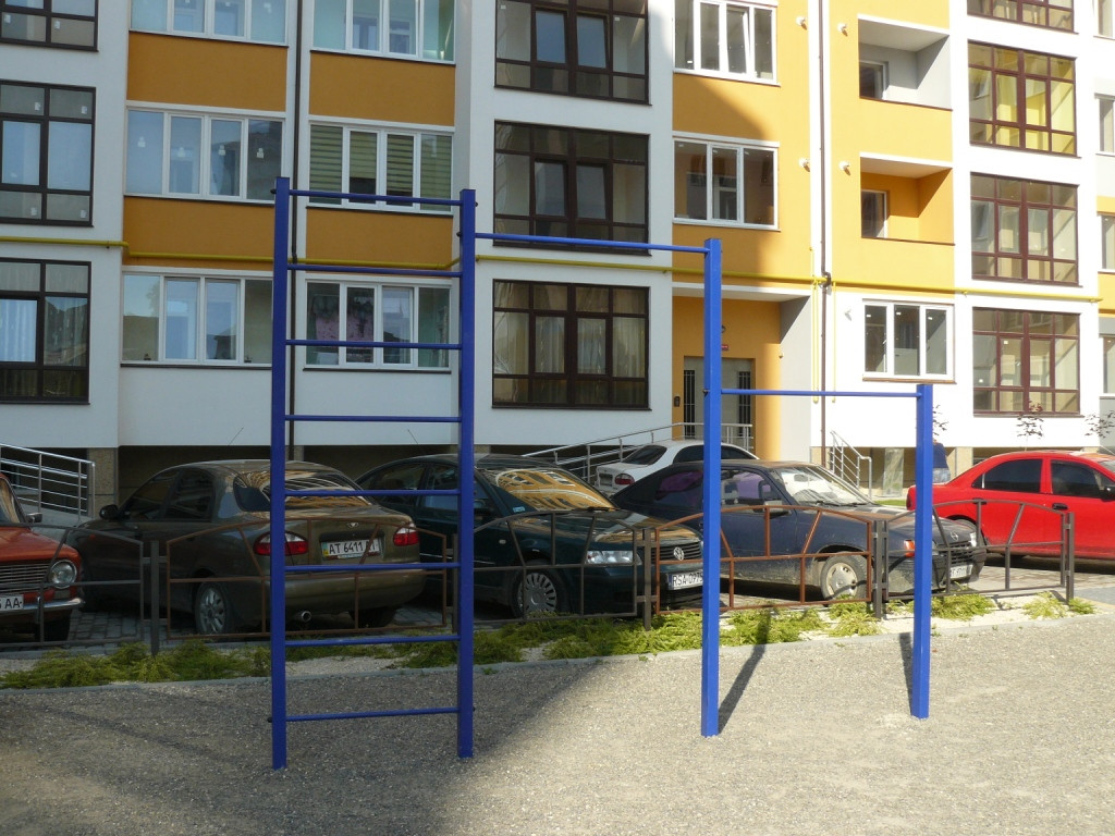 Вуличний турник подвійний з шведською стінкою спортивний комплекс KID611