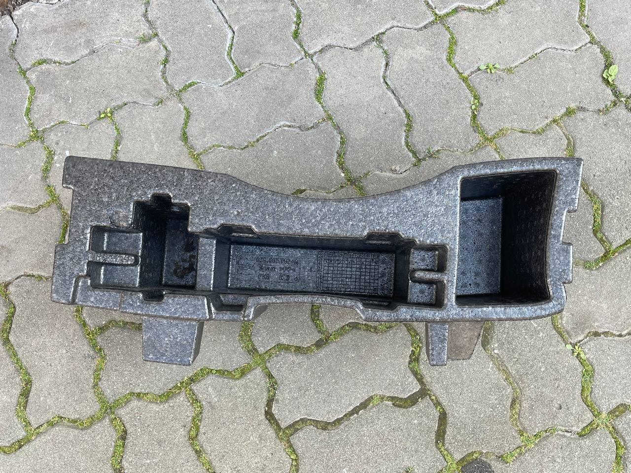 Бардачок багажника Seat Ibiza IV 6J8867710A, фото 1