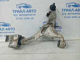 Важіль передній нижній правий Infiniti