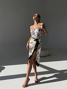 Пляжний комплект жіночий (купальник, парео) - Білий