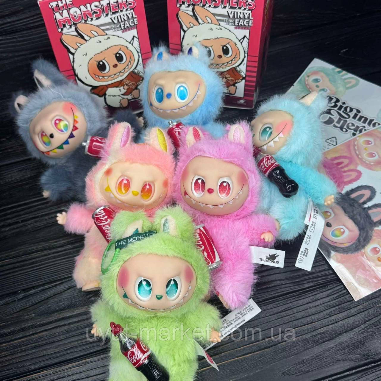 Фігурка-брелок Labubu Surprise 18см Coca-Cola/ М'яка іграшка брелок Лабуба Монстр POP MART 3 серія Кола, фото 1