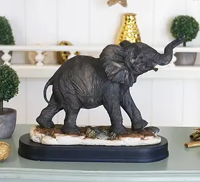 Фігурки слонів