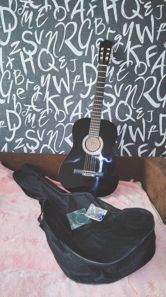 Гітара класична 4/4 Olive Tree CG-39 BK (чохол, медіатор, скарбничка, струна, ключ) - фото покупців 1