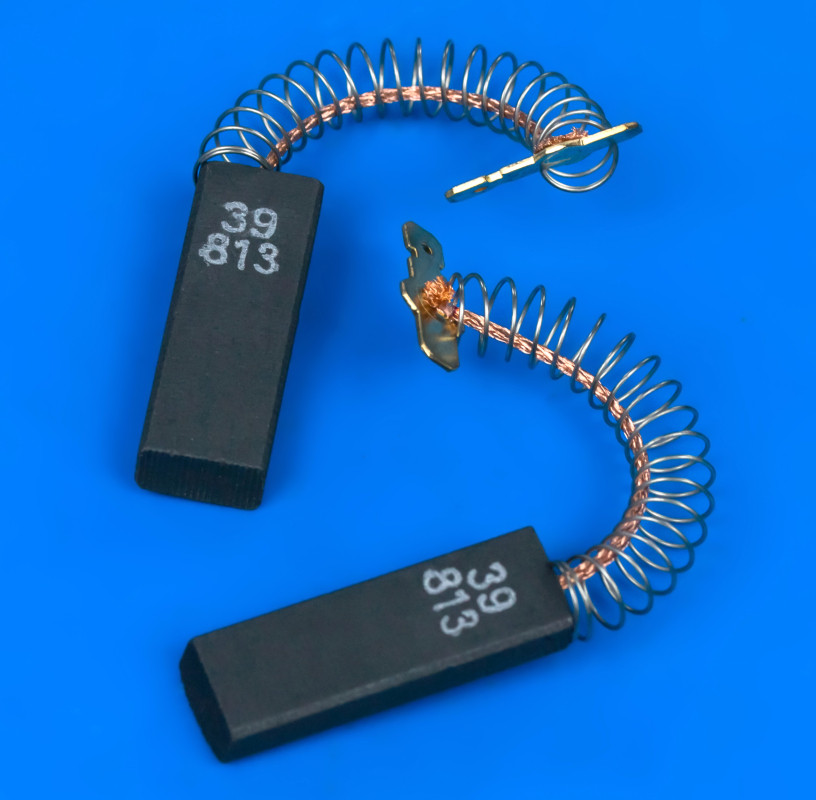 Щітки вугільні клейоні зі спіраллю по центру 5х12,5х35