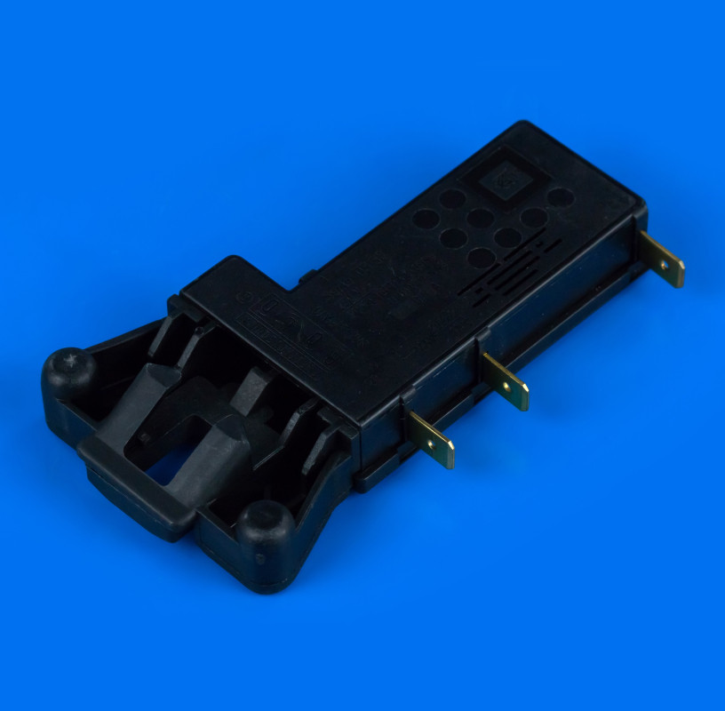 Замок блокування дверцят Whirlpool 481969018115 для пральної машини