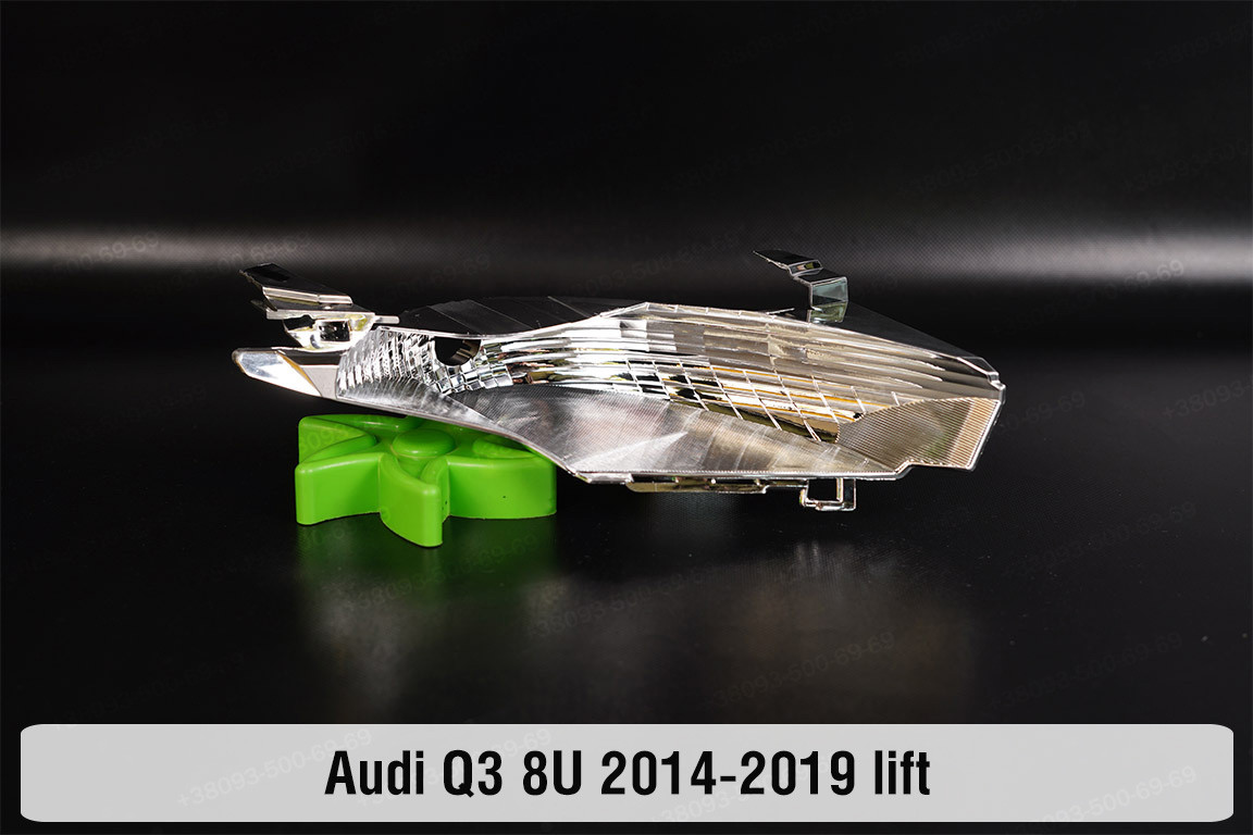 Хромована маска світлорозсіювача Audi Q3 8U (2014-2019) рест права, фото 1