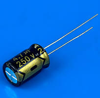 Полярний конденсатор 4,7мкФ 250 В