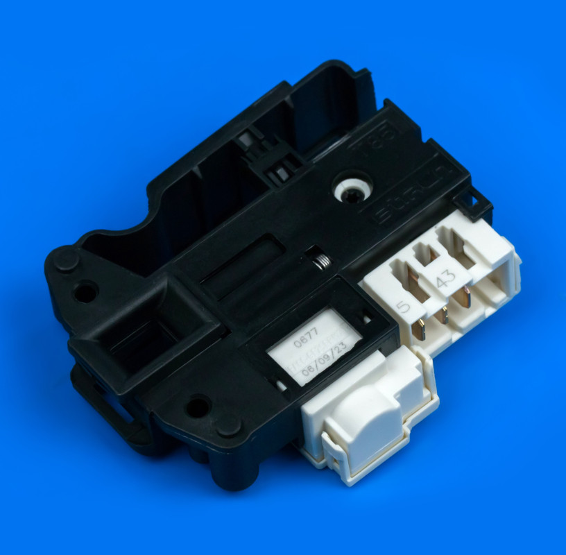 Замок (УБЛ) для пральної машини Indesit C00307442