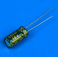 Полярний конденсатор 680 мкФ 10В радіодеталь