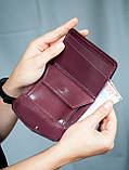 Маленький жіночий гаманець з тисненням Соняхи бордовий Марсала, фото 4
