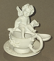 Ангел в чашечці