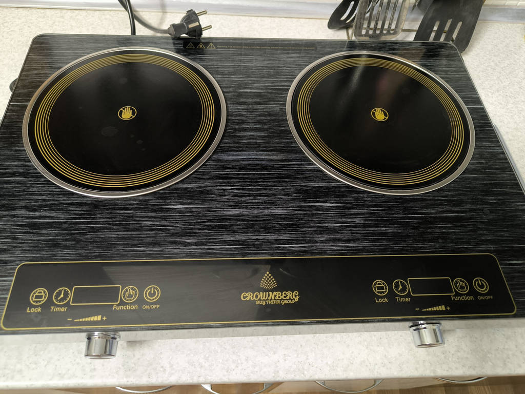 Багатофункціональна інфрачервона електроплита СВ-1331 2 конфорки, сенсор, 2000 Вт iC227 - фото покупців 1