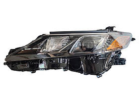Фара ліва Toyota Camry SE 2021 — 8115006C20