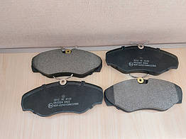 Гальмівні колодки передні Renault Trafic 2, Opel Vivaro A (2000-2014), 7701050914, 7701054771, 425451