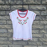 Вишиванка-футболка для дівчинки з паєтками