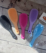 Масажна щітка для волосся маленька