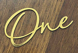 Топер з ламінованого картону "One #5"