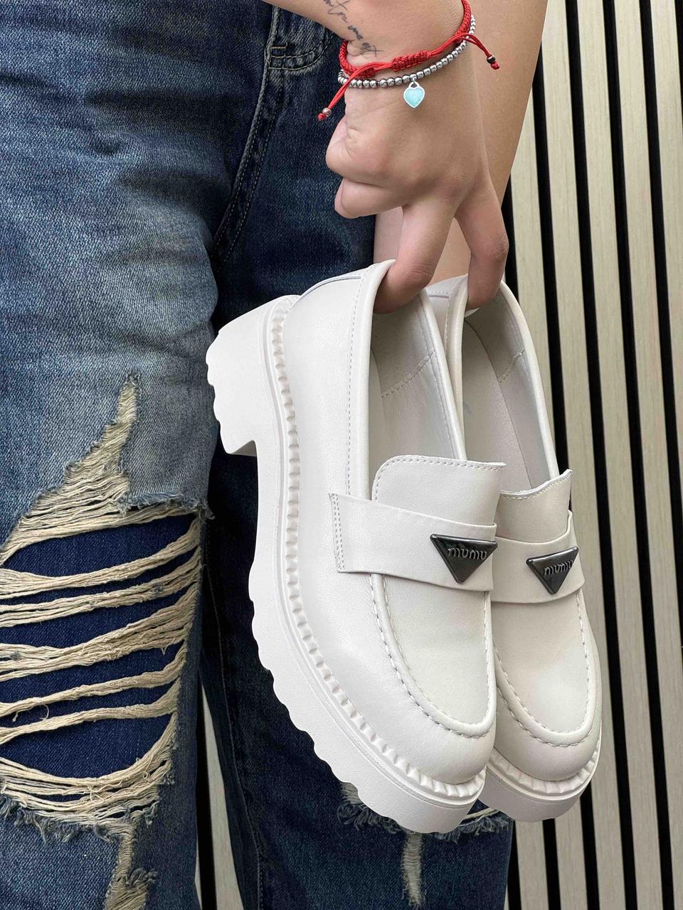 Туфлі лофери " ШКІРА " жіночі 6 пар у ящику бежевого кольору 37-41, фото 1