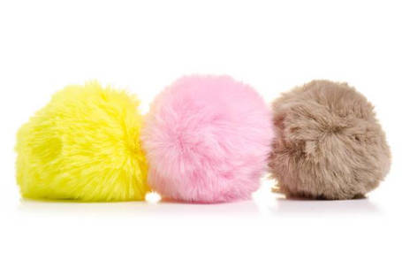 Хутряні помпони