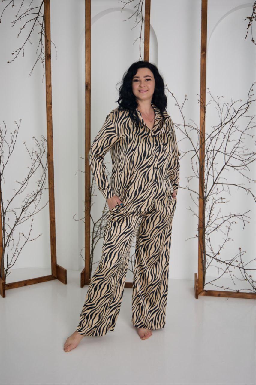 Піжама жіноча ШОВКОВА БРЮКИ ПАЛАЦО ТА СОРОЧКА S-3XL ЗЕБРА КАПУЧІНО 915, фото 1