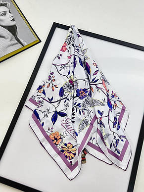 Шовкова брендова хустка Gucci 90*90 см ручна обробка краю, фото 2