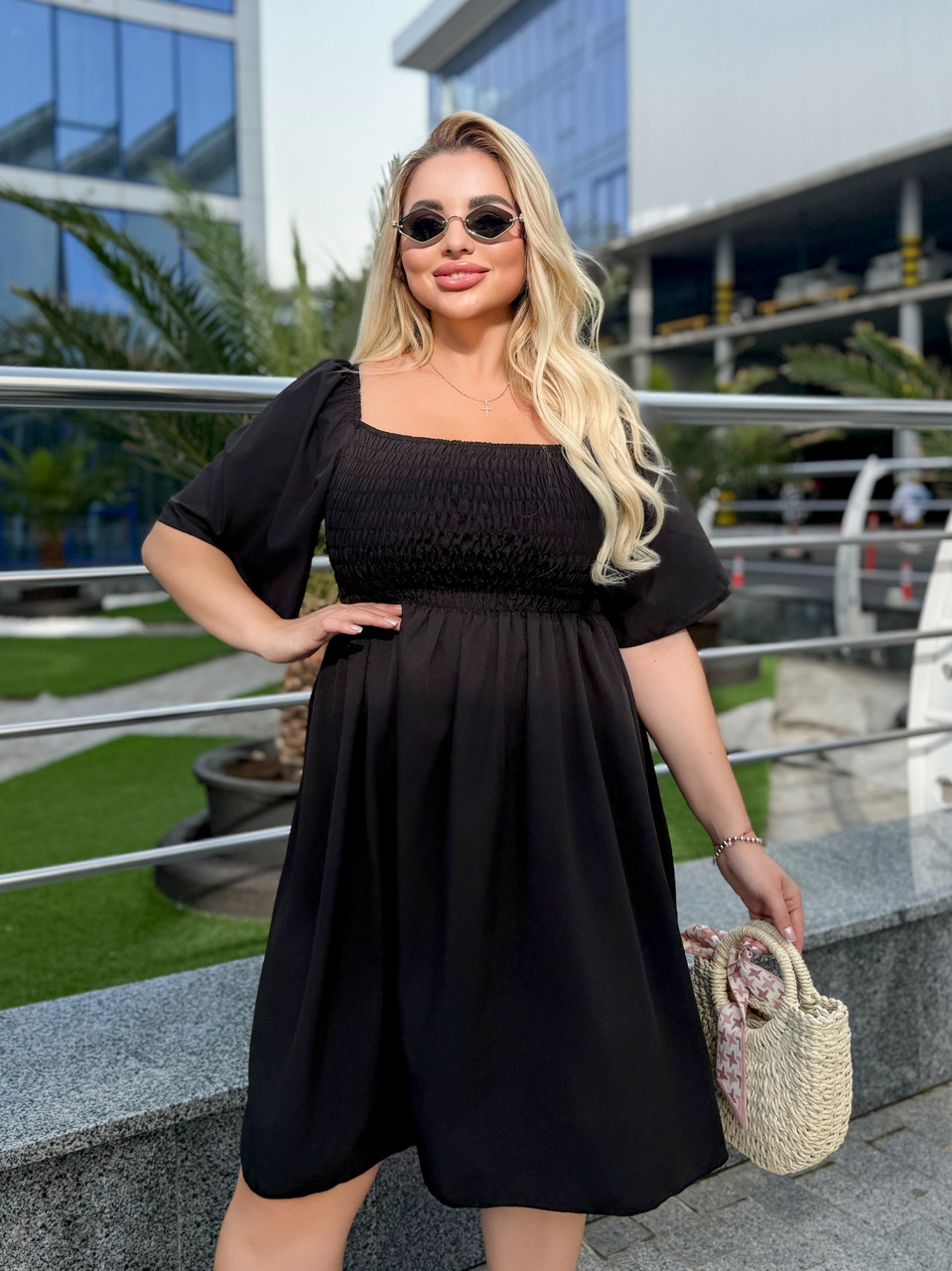Легенька сукня розлітайка з завищеною талією, ліфом резинкою і привідкритими плечима, батал великі розміри, фото 1