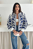 Вишитий жіночий жакет молочний