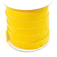 Оксамитова стрічка 2,5 см, жовта