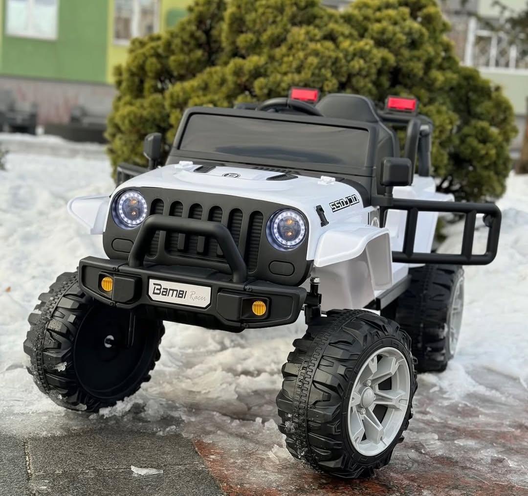 Дитячий електромобіль на акумуляторі джип Jeep M 4282 з пультом радіокерування для дітей 3-8 років білий, фото 1