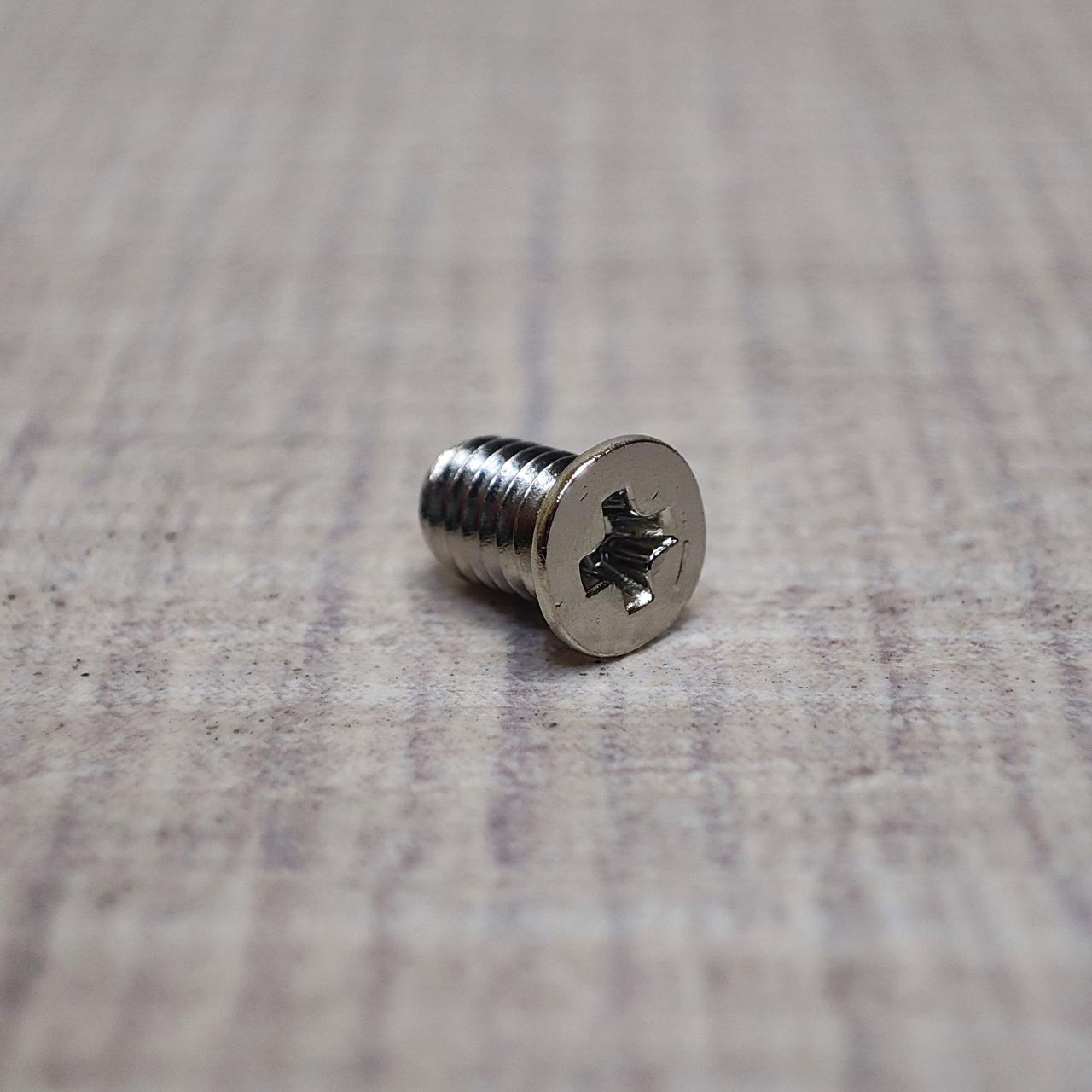 Гвинт потай для кріплення SSD в кишеню М3х5мм 50шт сервер хром