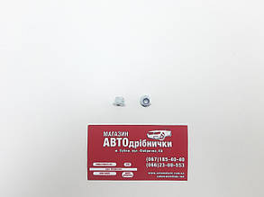 Гайка з фланцем самоконтрівна оцинкована М5х0.8 7мм під кл8