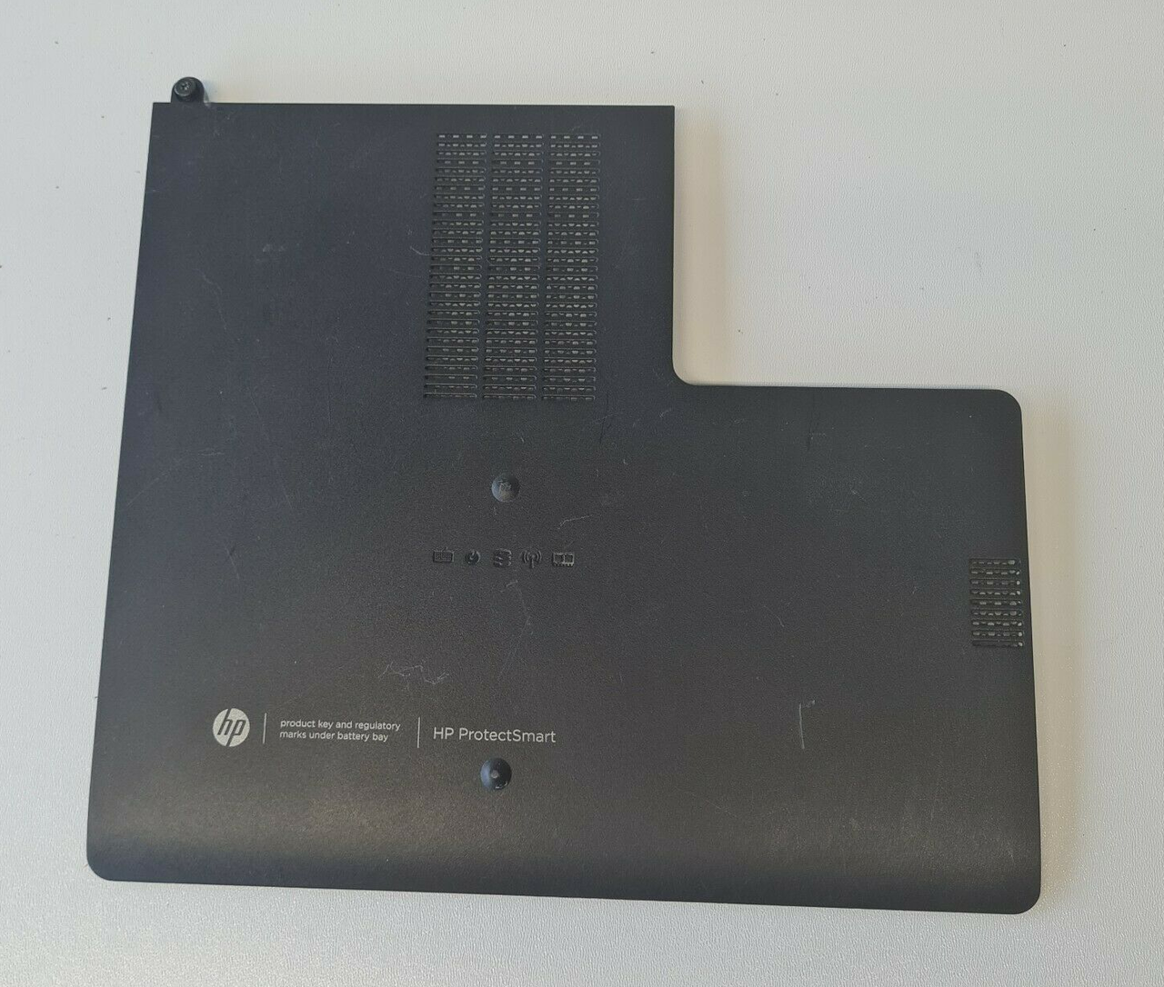 HP Pavilion 17-e Корпус E (Сервісний люк) (38R68SDTP00) б/в