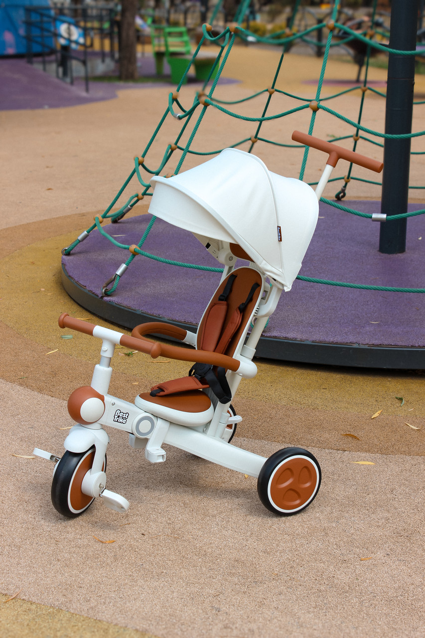 Триколісний велосипед-трансформер 4в1 з капюшоном та батьк. ручкою Best Trike, білий/коричневий 12-707, фото 1