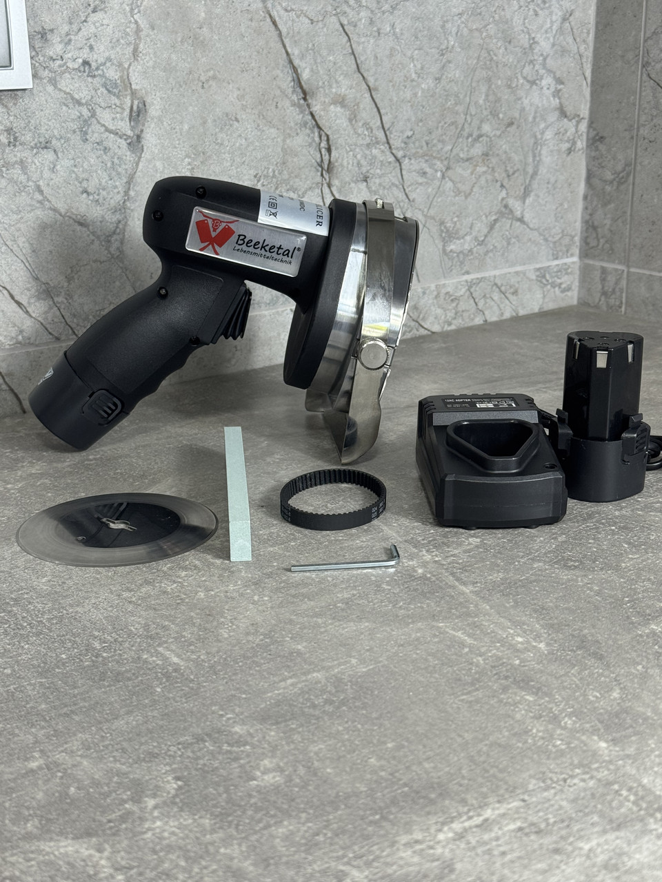 Бeздpoтobий ніж для кeбaбa Beeketal Kebab Pro, фото 1