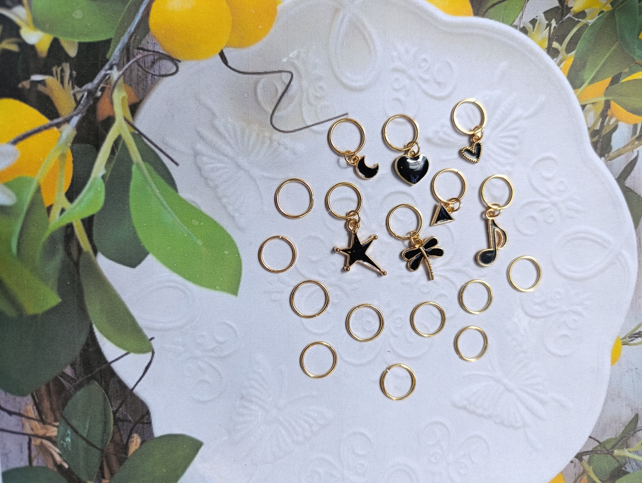 Набір прикрас для волосся 16шт №73: пірсинг для волосся з  підвісками, золотисті  підвіски з емалью., фото 1