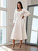 Класичне витончене стримане жіноче вечірнє плаття-міді Marian, молочно-біле, фото 3