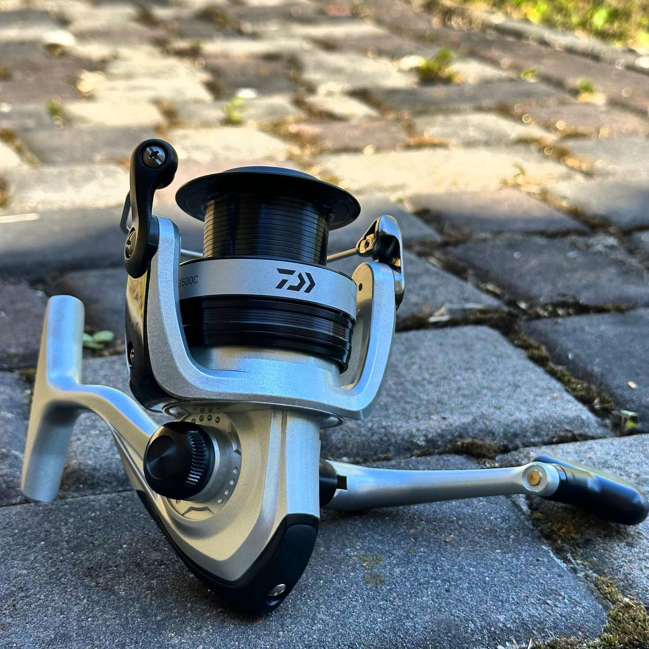 Катушка спиннинговая Daiwa Sweepfire E 3500C, алюминиевая шпуля с ABS, графитовый корпус, Twist Buster, для фидера и спиннинга, фото 1