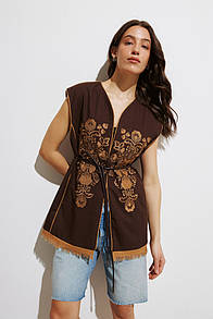 Жіноча камізелька з вишивкою коричнева Дерево Життя Modna KAZKA MKRM4274-3
