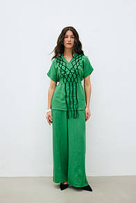 Жіночій лляний костюм з макраме зелений MKRM4162-24