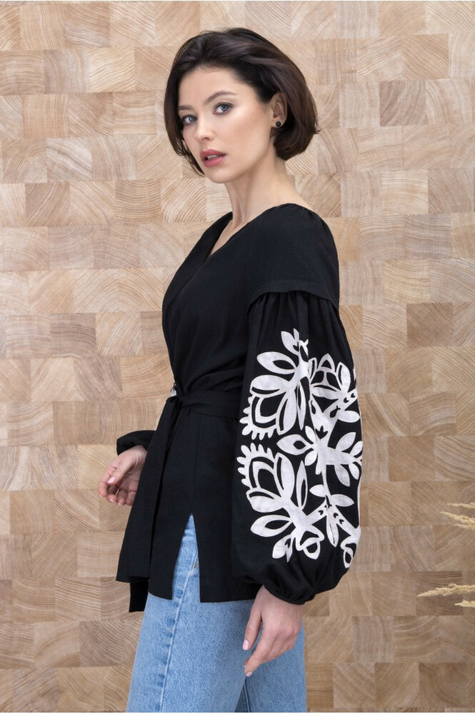 Вишита жіноча вишиванка чорна з орнаментом MKSMV112/901 SEAM, фото 1