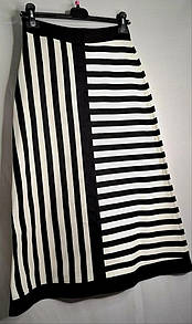 Спідниця жіноча лляна чорно-біла в смужку трапеція MKNK2052-1